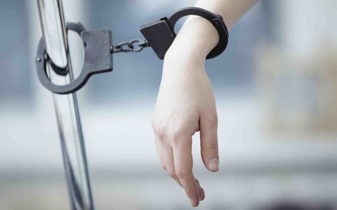 Una exmilitar con acceso secreto, arrestada por filtrar información clasificada