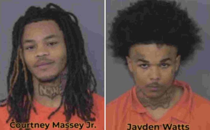 Capturan a dos sospechosos por robo armado cerca de escuela