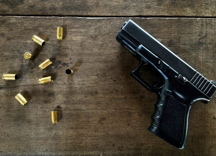 ATF exige revisión de antecedentes al fabricar armas NFA