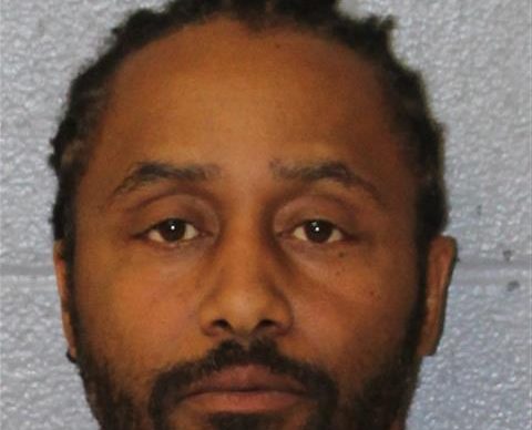 Arrestan a hombre vinculado con múltiples allanamientos de vehículos en Charlotte