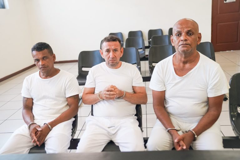 Condenan a tres ecuatorianos en El Salvador por narcotráfico