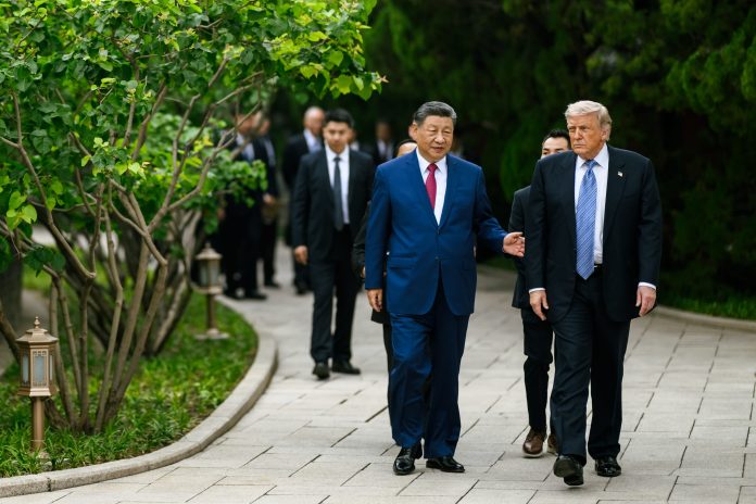 Trump y Xi Jinping firman acuerdo histórico en Pekín