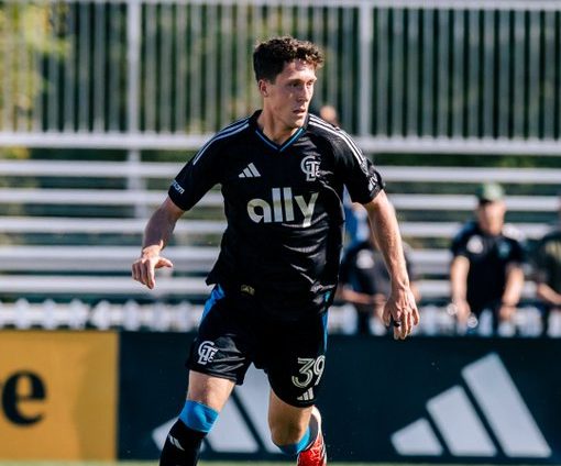 El Charlotte FC cede al defensa Jack Neeley al Charlotte Independence
