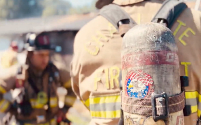 Charlotte enfrenta ola de incendios y bomberos refuerzan llamados a la prevención