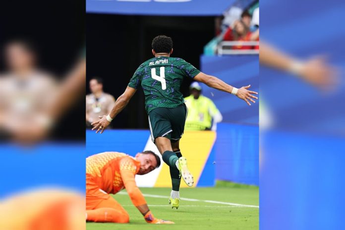 Uruguay e Irán se estrenan con empate