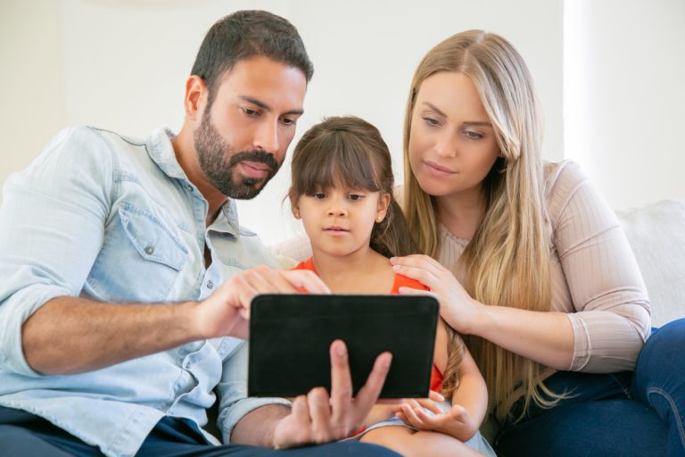 Corte federal avala ley de control parental en Texas