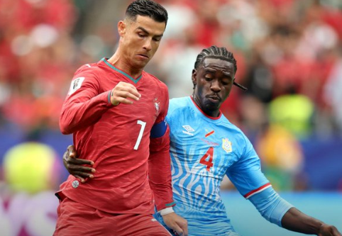 RD Congo amarga el debut de Portugal