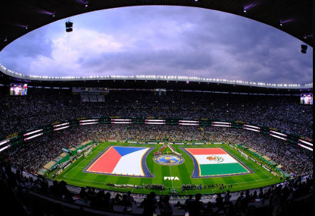 México avanza invicto y Sudáfrica hace historia