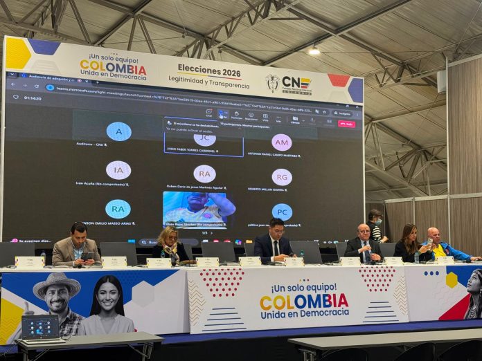 Récord de 266.000 testigos para la segunda vuelta en Colombia