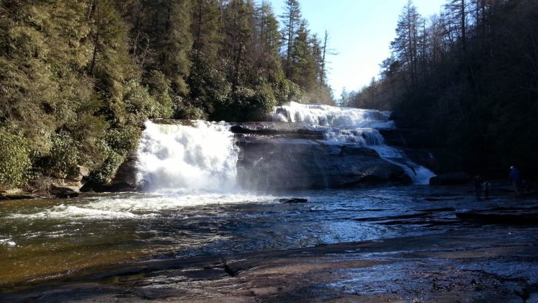 Opción Fin de Semana: 5 cascadas imperdibles en NC