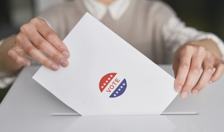En menos de 100 días los latinos podemos hacer  historia en las elecciones
