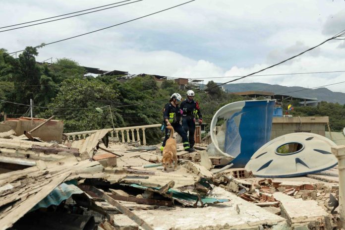 Comando Sur lidera auxilio humanitario en zonas de desastre en Venezuela