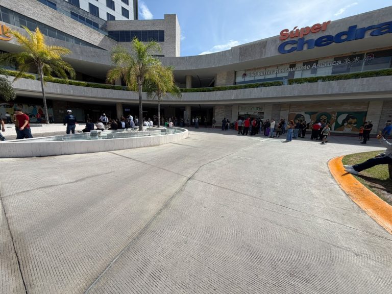 Fuerte sismo de magnitud 7.4 sacude Chiapas, México