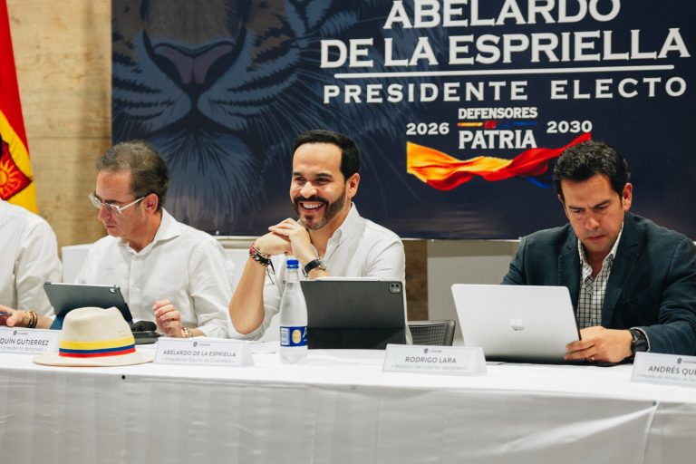 Colombia levanta suspensión de permisos para el porte de armas