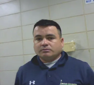 ICE pide retener a salvadoreño acusado de triple atropello mortal en NC