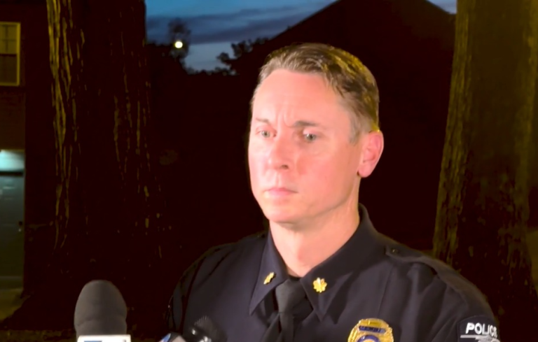 Investigan homicidio de un hombre en la cuadra 1400 Eastcrest Drive