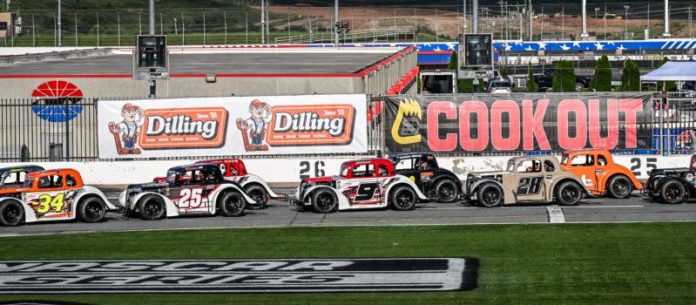 Cook Out Summer Shootout trae el Salvaje Oeste al Charlotte Motor Speedway