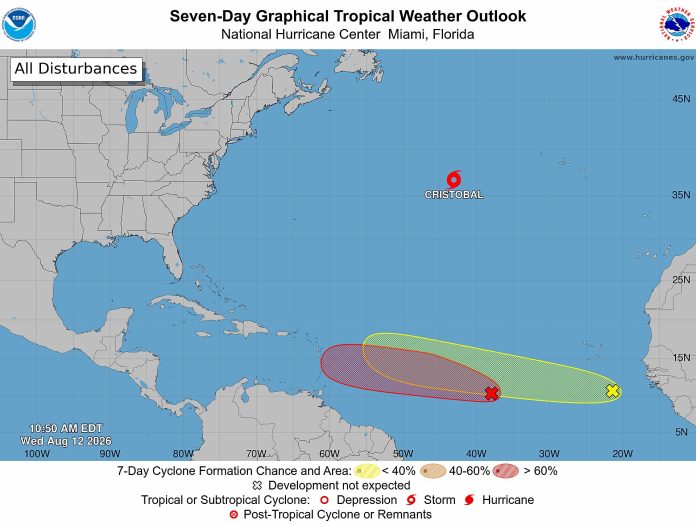 NHC vigila la tormenta Cristóbal en el Atlántico y emite alerta en Hawái