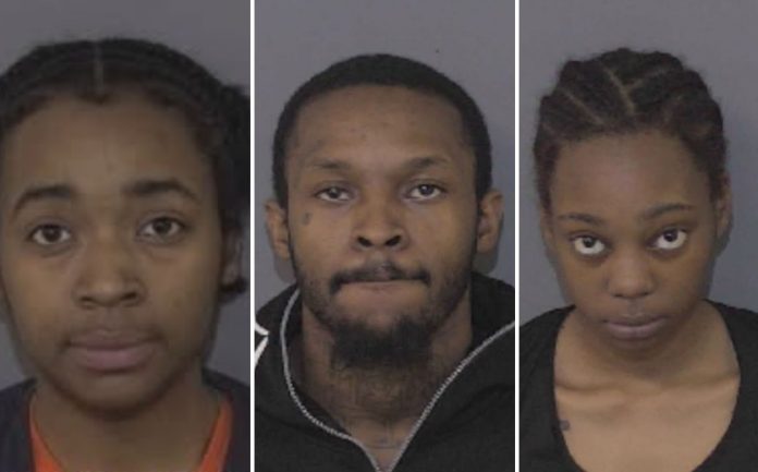 Tres detenidos tras tiroteo que impactó dos viviendas