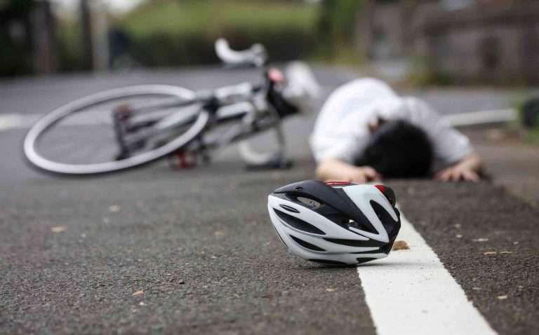 Alertan sobre el aumento de accidentes con bicicletas y patinetas eléctricas