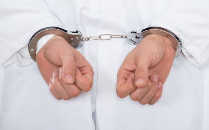 Médico de NC condenado a prisión por miles de recetas ilegales de buprenorfina