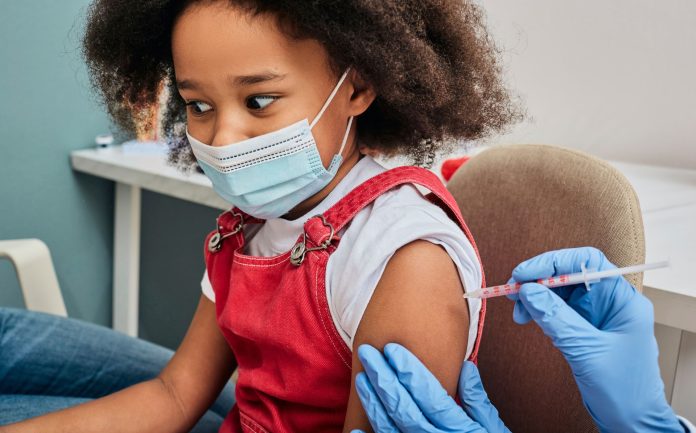 NCDHHS reafirma la importancia de las vacunas para proteger a los niños