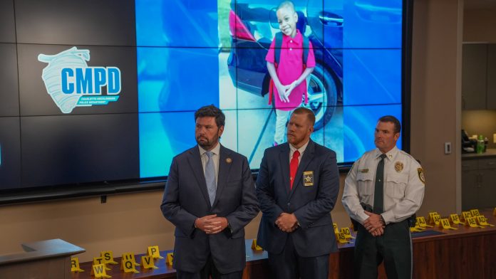 Presentan nuevos cargos a sospechoso en asesinato de niño de 4 años