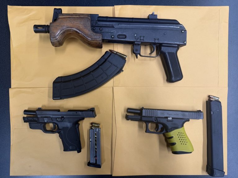 Operativo policial en Charlotte deja 27 arrestos y siete armas ilegales incautadas
