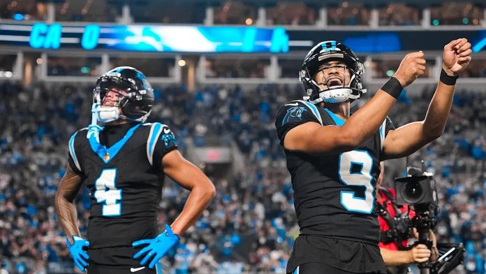 Los Panthers derrotaron a los Lions con una ofensiva de grandes jugadas