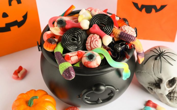 Autoridades comparten recomendaciones para proteger a los niños en Halloween