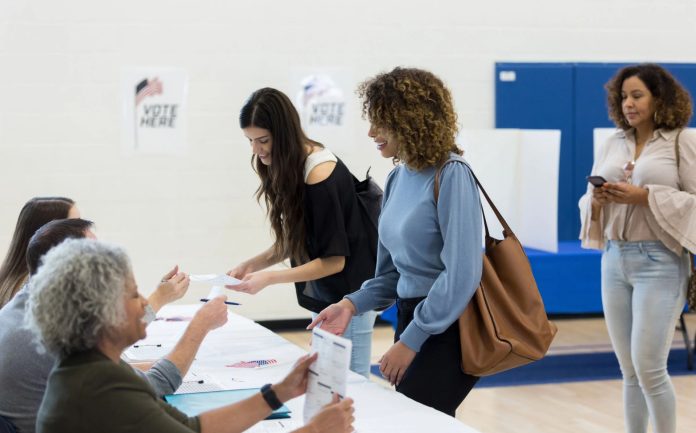 UNCC impulsa la participación electoral latina con una jornada de educación cívica